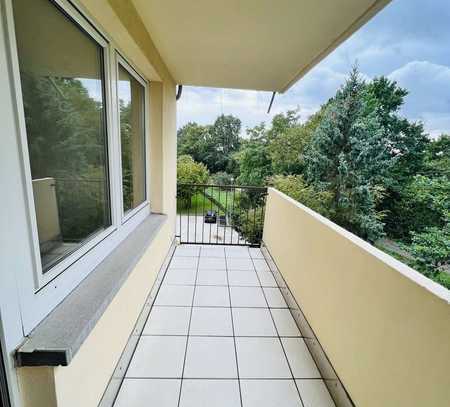 🥰 verfügbar ab dem 01.09 ! Moderne 2-Zimmer-Wohnung mit Balkon und Aufzug in Oberursel-Stierstadt