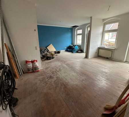 Charmante 4-Zimmer-Wohnung mit 2 Balkonen in Berlin – Ideal für Kreative und Handwerker