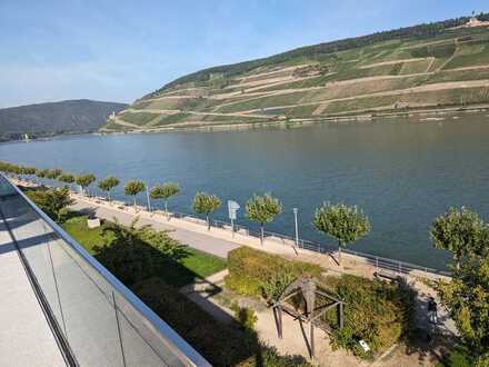 Penthouse Wohnung in Bestlage direkt am Rhein