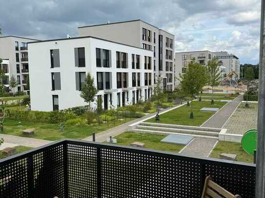 Helle, ruhige 2 Zi. Wohnung in Heerdt mit Balkon und Einbauküche, TG Platz