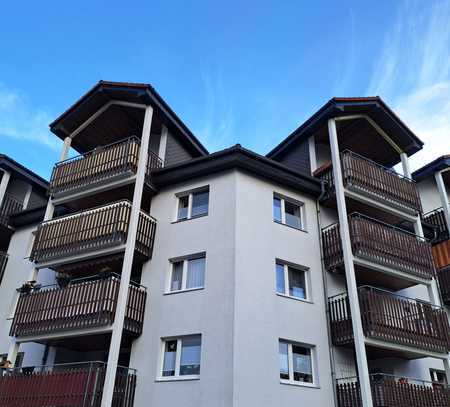 Geräumige und helle 2-Zimmer-DG Wohnung mit EBK,Balkon,TL Bad, zur Miete in 04779, Wermsdorf