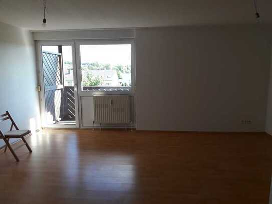 Tolles Apartment mit Balkon