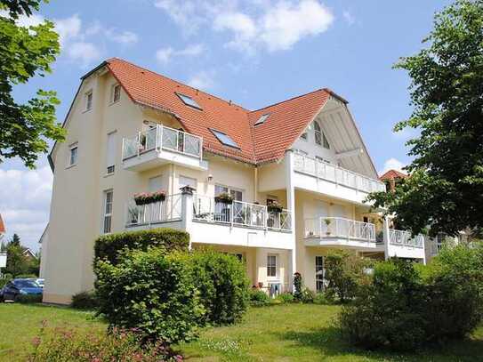 Markkleeberg - sonnige 2-Raumwohnung in absolut ruhiger Traumlage mit Terrasse, Stellplatz & EBK