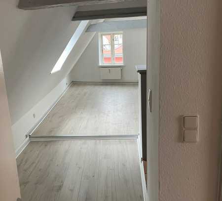 Gemütliche 1,5-Zimmer-Dachgeschosswohnung in der Norderstraße