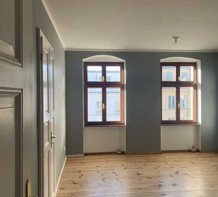 Altbauflair und Moderne: Top renovierte 3-Zimmertraumwohnung in Bestlage im Kollwitzkiez mit perfekt