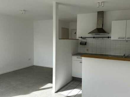 Geschmackvolle Wohnung mit Balkon und Einbauküche inkl. Tiefgarage in Heilbronn Innenstadt