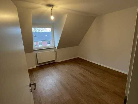 Dachgeschosswohnung Eschenbachstraße 2, 30629 Hannover zu vermieten: 65 m²