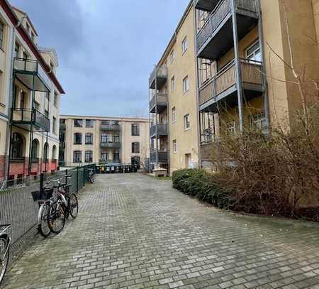 südliche Innenstadt / 1 Zimmer Whg. mit Balkon, EBK zu vermieten