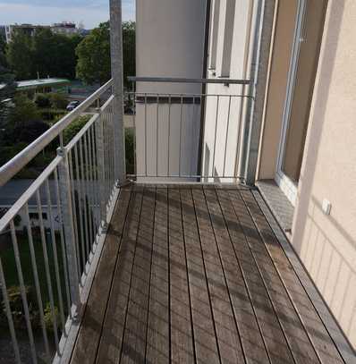 Uni-Nähe - 3. OG - EBK Abkauf mögl.- Süd-Balkon u.v.m.