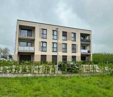 helle 2 Zimmer Wohnung im 1.OG mit Balkon *ab sofort* WBS erforderlich!!