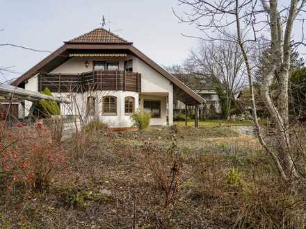 Ein-/Zweifamilienhaus mit traumhaften Grundstück in Bermaringen