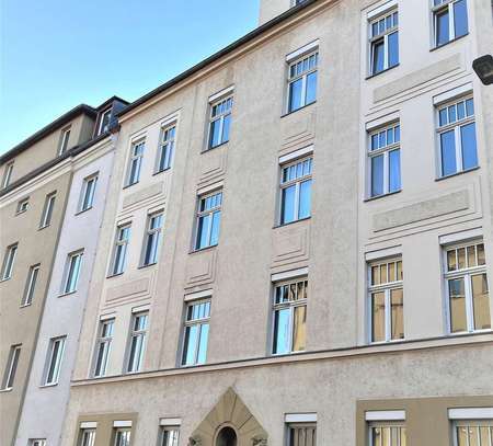 Maisonette-Wohnung mit Galerie I Außen Gründerzeit & Innen Neubau I modernes Bad mit Dusche