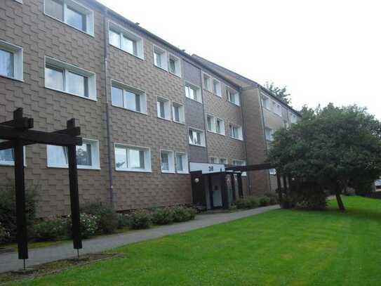 Top sanierte 3 Zimmerwohnung mit Küche und Balkon