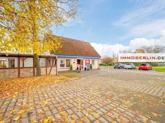 IMMOBERLIN.DE - 13 fach! Freistehende Gewerbeimmobilie mit Bäckereishop, Café & Terrasse in verkehrs