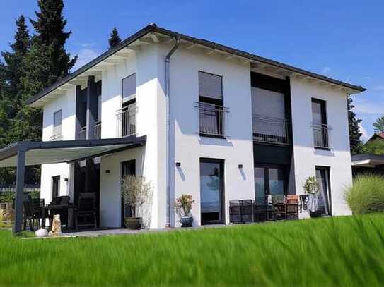 Hochwertiges Wohnen mit Stil: Traumhafte Villa mit Sauna und Gartenparadies in Eggenfelden