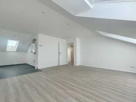 Erstbezug nach Sanierung!!! Modernisierte 2 Zimmer Wohnung!!!