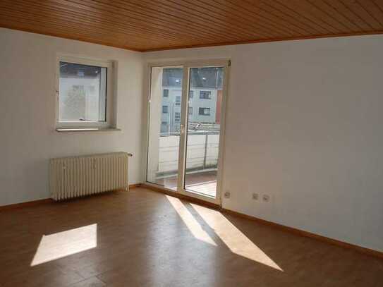 Hagen-Haspe,helle,frisch renovierte 2-Zimmerwohnung, mit 1 Freimiete !!!