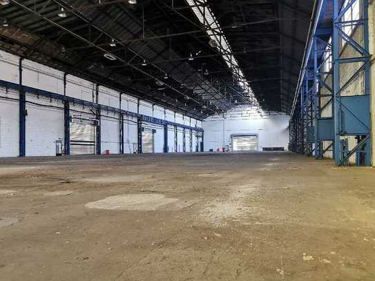 Produktions- /Lagerhalle, ca. 7.700 m², teilbar ab 2.700 m², m. Kranbahn in 30453 Hannover zu verm.