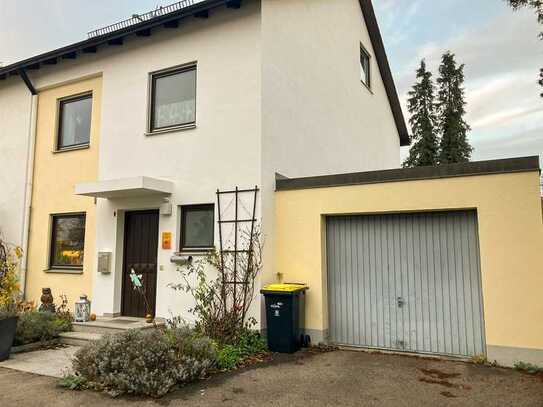 Familienfreundliches Reiheneckhaus in Gersthofen