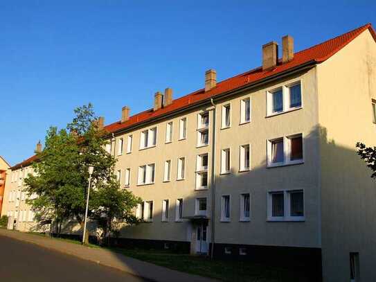 3-Raum-Wohnung mit Balkon in schöner Ortslage