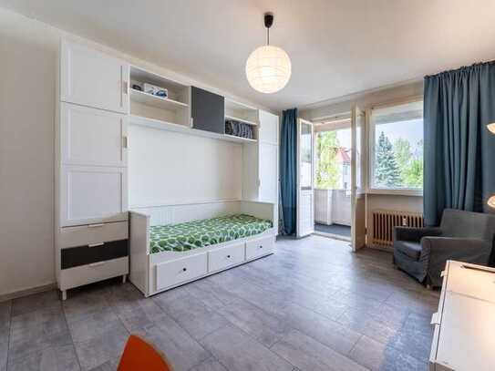 Helle 1 Zimmer Wohnung mit Balkon