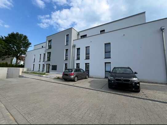 Schöne 2,5-Zimmer-Neubau-Wohnung mit Terrasse in Bielefeld-Heepen