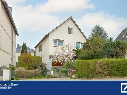 Großräumige 4-Zimmer-Wohnung in zentraler Lage von Niendorf inklusive Garage