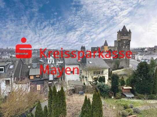 Attraktive Etagenwohnung in Mayen mit Stellplatz und Balkon