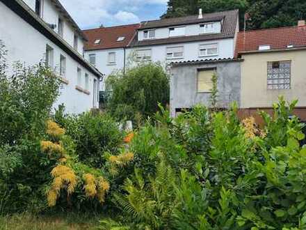 Einfamilienhaus zum aufhübschen im beliebten Ortsteil Erfenbach mit großem Garten und Garage