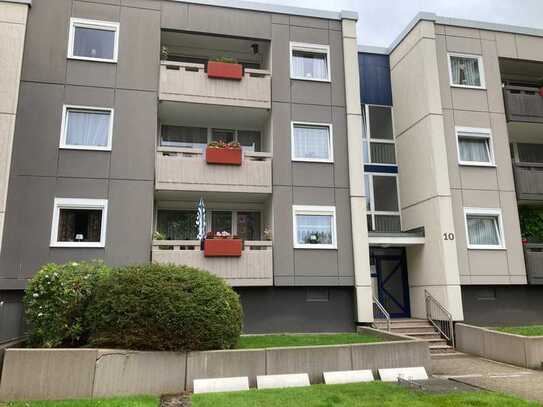 Gepflegte helle 2,5-Zimmer-Wohnung mit Balkon in Remscheid Lennep