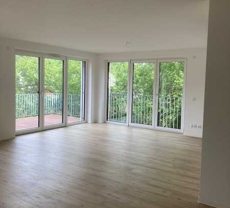 ** 1 Monat mietfrei **Schöne helle 3-Zimmer Wohnung mit Balkon