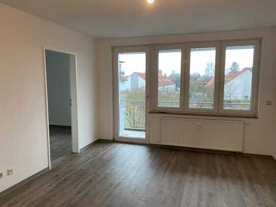 Renovierte 3-Zimmer-Wohnung mit Balkon