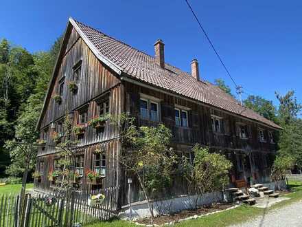 Einmalig - Historisches Anwesen am Fuße der Adelegg in herrlicher Natur zwischen Isny und Kempten