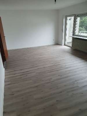 3 Zimmer Wohnung, Südbalkon