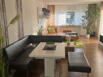Moderne 4-Zimmer-Wohnung mit Balkon und EBK in Rödermark