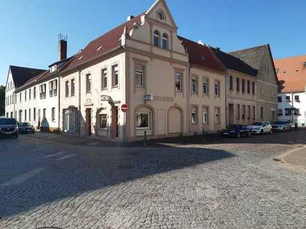 Wohn-und Geschäftshaus am Marktplatz von Aken