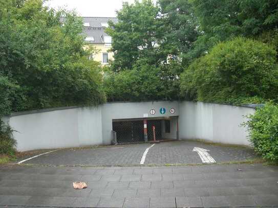 Moderner Stellplatz in großzügiger Tiefgarage