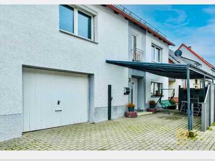 IHR NEUES FAMILIENGLÜCK:
Freistehendes Ein- bis Zweifamilienhaus in beliebter Lage.