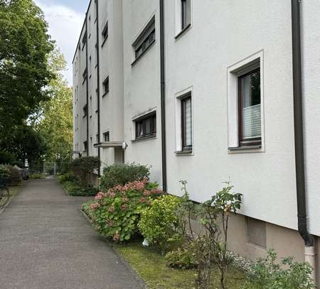 Erstbezug nach Sanierung mit Balkon: attraktive 3-Zimmer-Wohnung in Karlsruhe