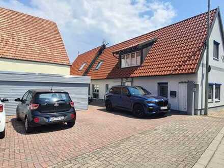 Modernes Einfamilienhaus mit 5 Schlafzimmern, 2 Bäder, Gäste WC und Nebenräumen