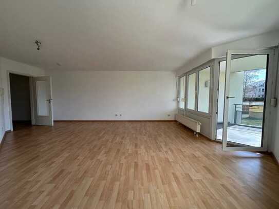 TOP BEZUGSFREI 2-Zimmer-Wohnung mit Tiefgarage & Balkon – Ruhige Lage in Bannewitz!!!