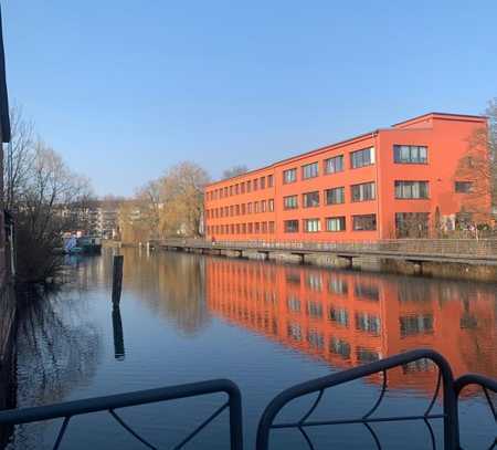 Modernisierte Büroflächen mit Blick auf dem Veringkanal