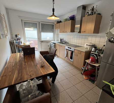 *Gemütliche 1 ZKB Wohnung mit großem Balkon in TOP-Lage, MA-Lindenhof*