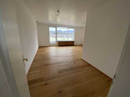 Wunderschönes 2-Zimmer-Penthouse mit herrlichem Blick über Gaggenau!