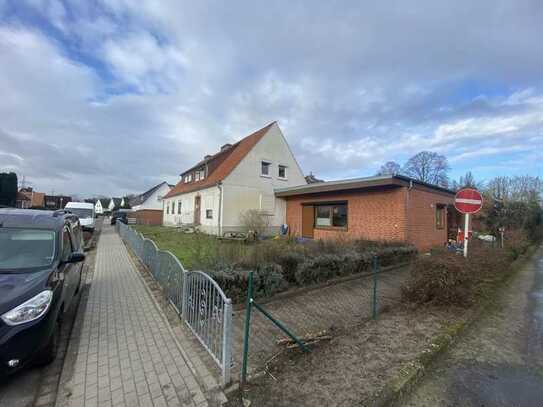 - Mehrfamilienhaus in Lüneburg-Goseburg zu verkaufen - Erbpachtgrundstück