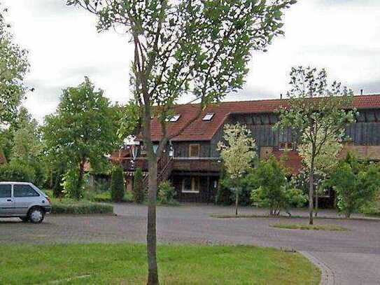 Sonnige Wohnung mit Garten und Terrasse