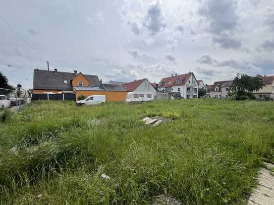 Baugenehmigtes Grundstück in Augsburg-Lechhausen – Platz für 3 Wohnungen und Doppelhaus