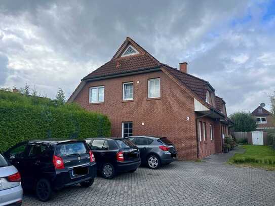 Kapitalanleger aufgepasst! Vollvermietetes 4-Parteien-Haus in ruhiger Lage.