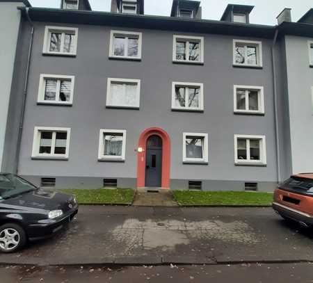 helle 2 ZKB Wohnung im 1.OG *ab sofort* zu vermieten