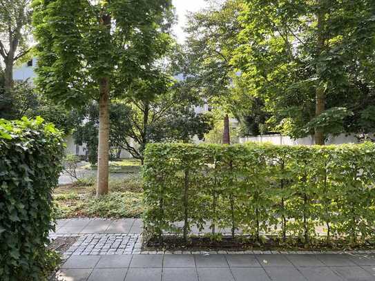 Hochwertige Terrassenwohnung mit herrlichem Gartenblick direkt am Stadtwald!